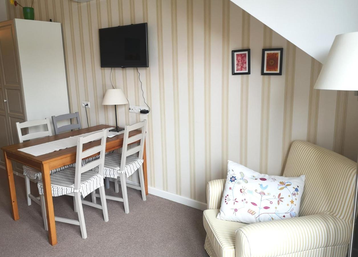 Nowe Guty Fun Apartment Bagian luar foto