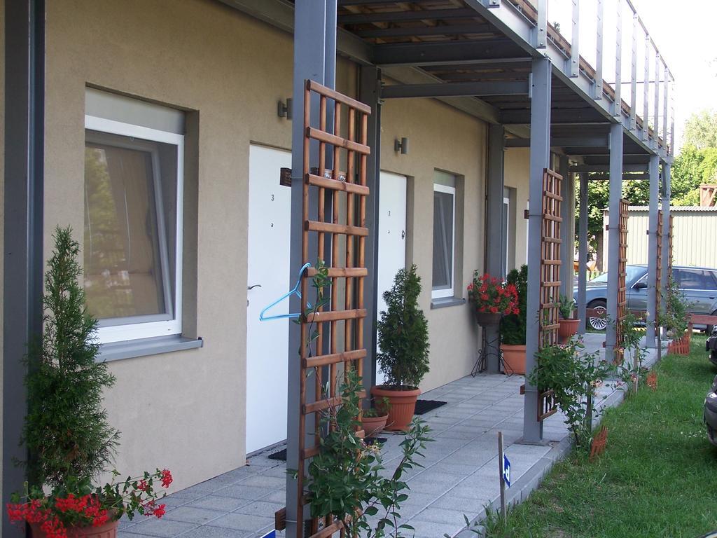 Nowe Guty Fun Apartment Bagian luar foto